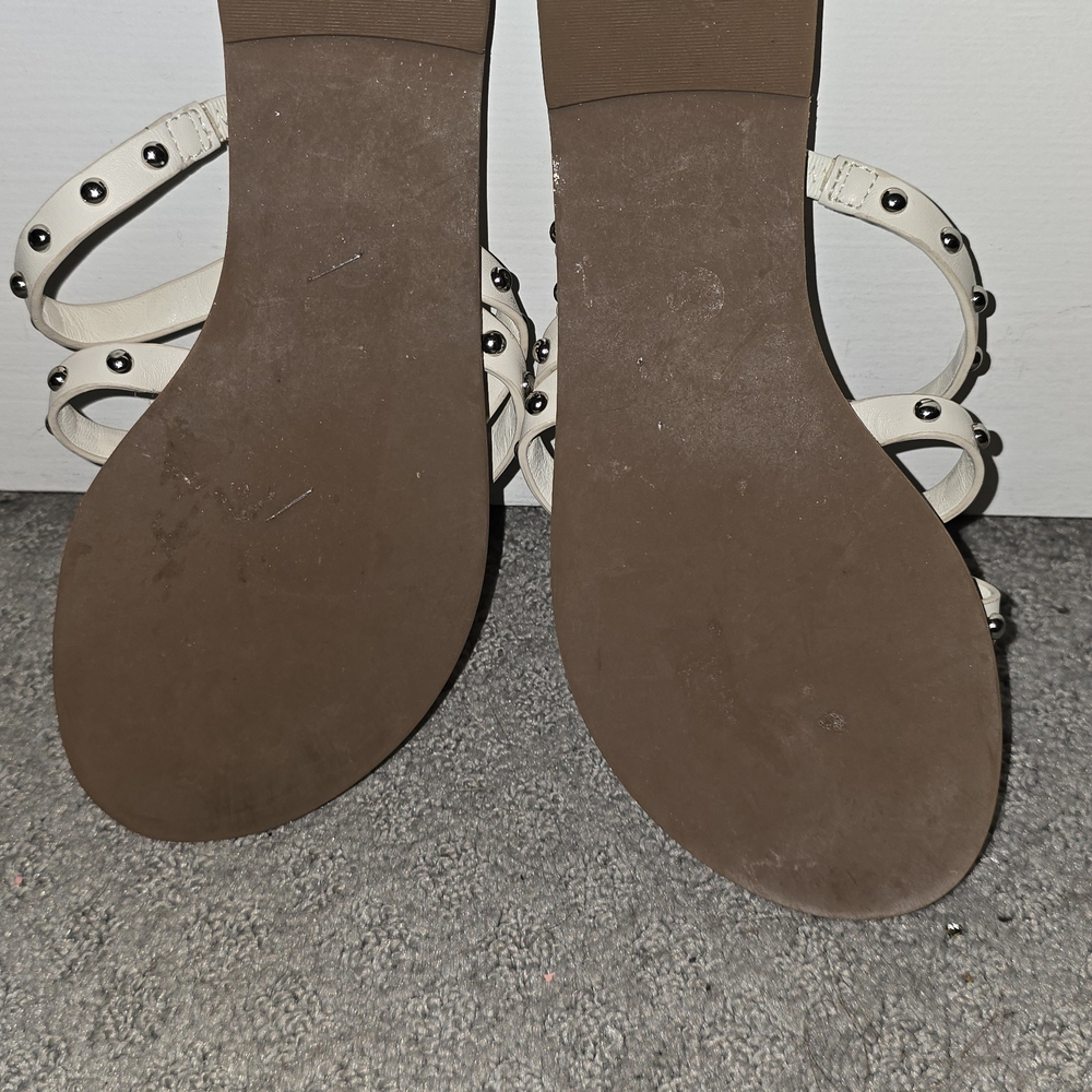 Stylish White Sandals with Studded Straps - Picture 2 of 4